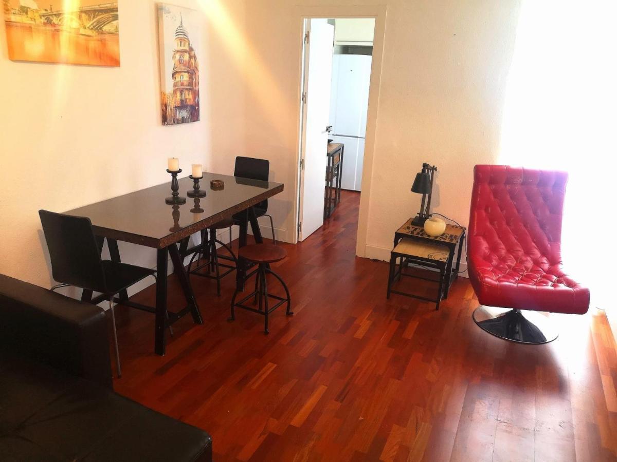 Apartamento Vacacional Santa Cruz Seville Ngoại thất bức ảnh