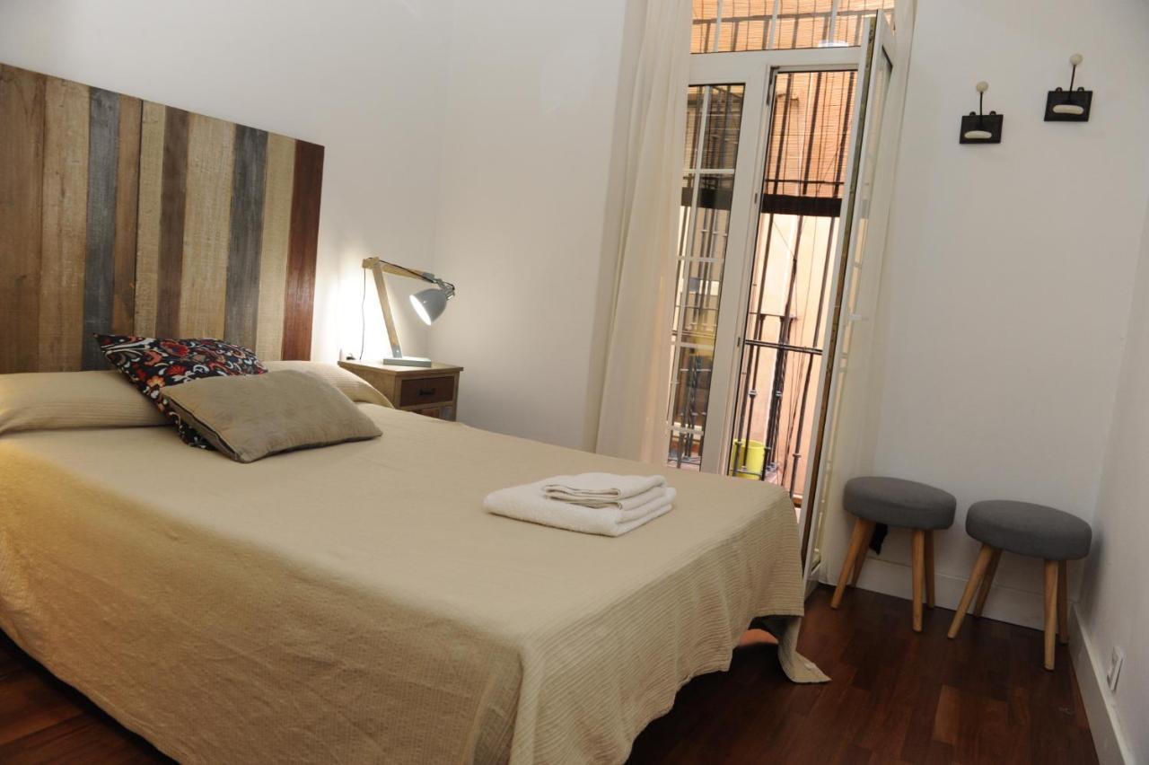 Apartamento Vacacional Santa Cruz Seville Ngoại thất bức ảnh